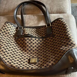 Liz Claiborne Black and Tan Patterned Shoulder Bag